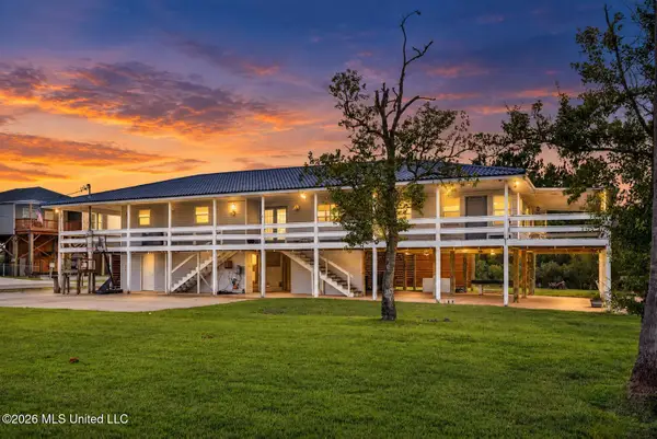 10017 Mississippi Street, Bay Saint Louis, MS 39520