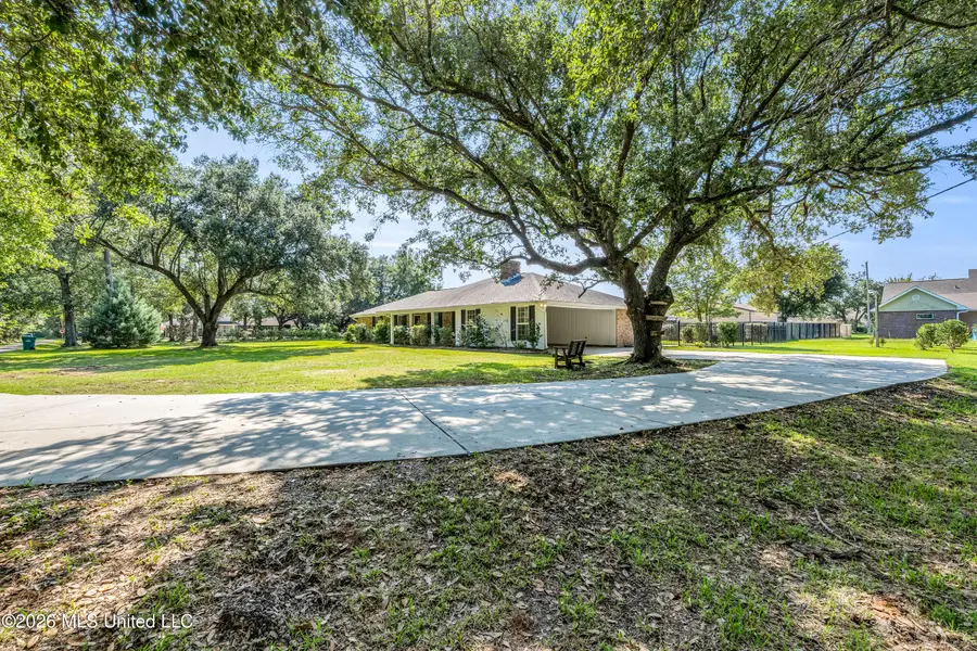 530 Bismark Street, Bay Saint Louis, MS 39520 - #3