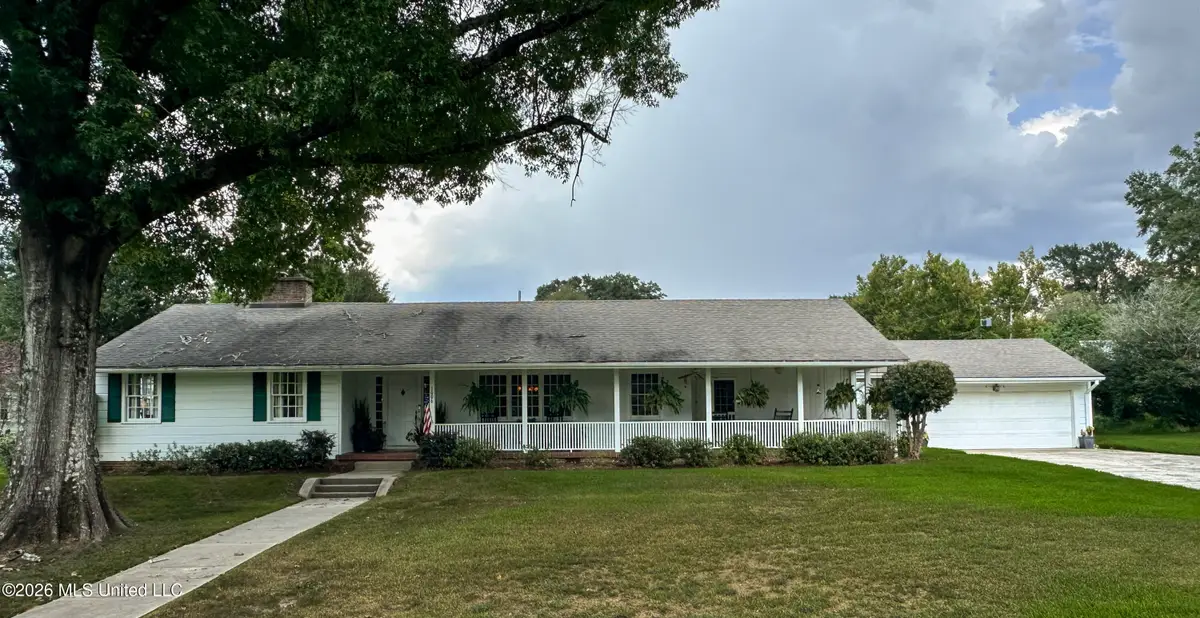 1006 Hickory Avenue, McComb, MS 39648 - #1