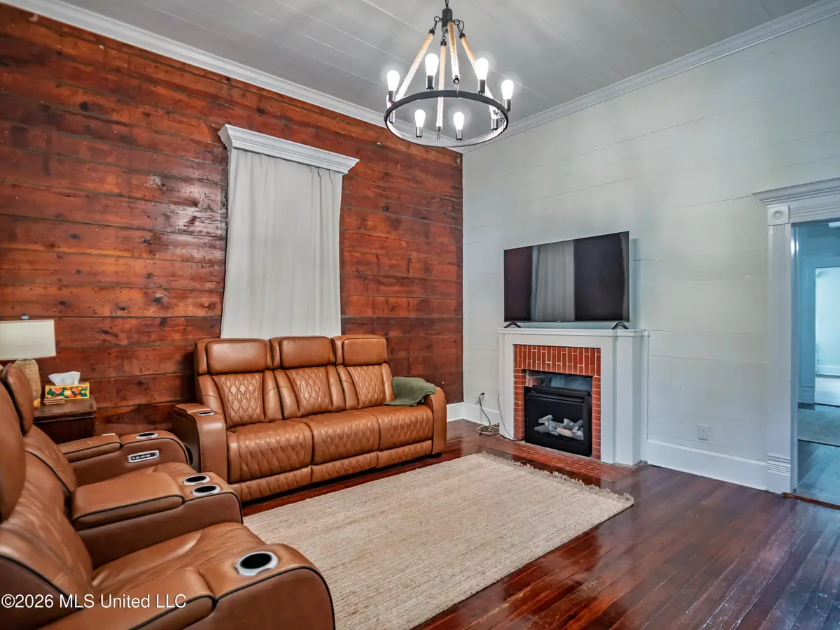 301 Market Street, Water Valley, MS 38965 - #1