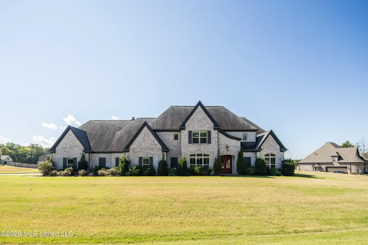 3471 E Long Bridge Road, Olive Branch, MS 38654 - #1