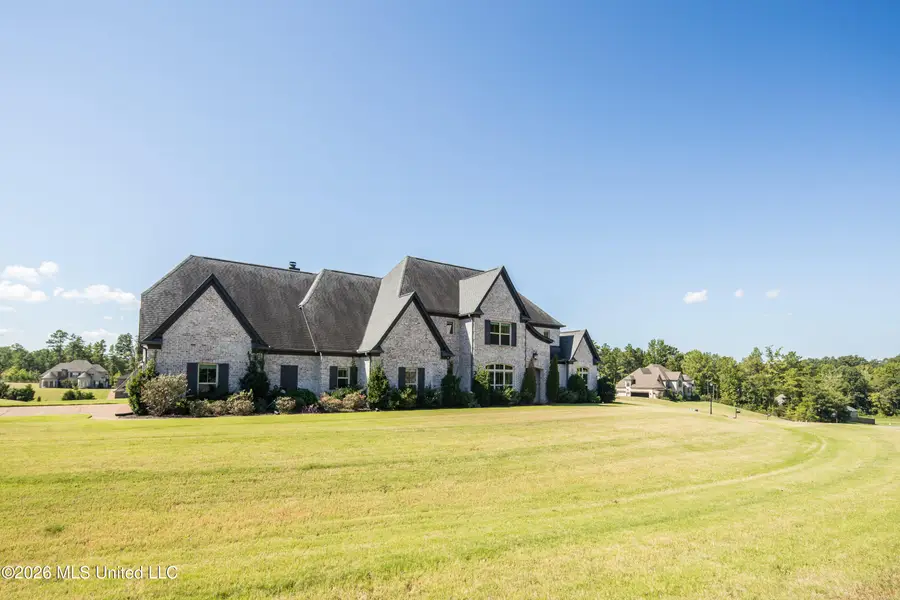 3471 E Long Bridge Road, Olive Branch, MS 38654 - #2