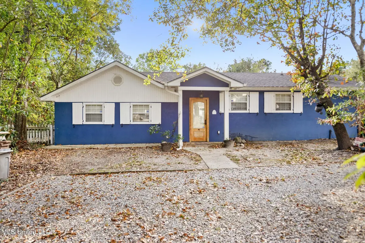 207 Vacation Lane, Waveland, MS 39576 - #1