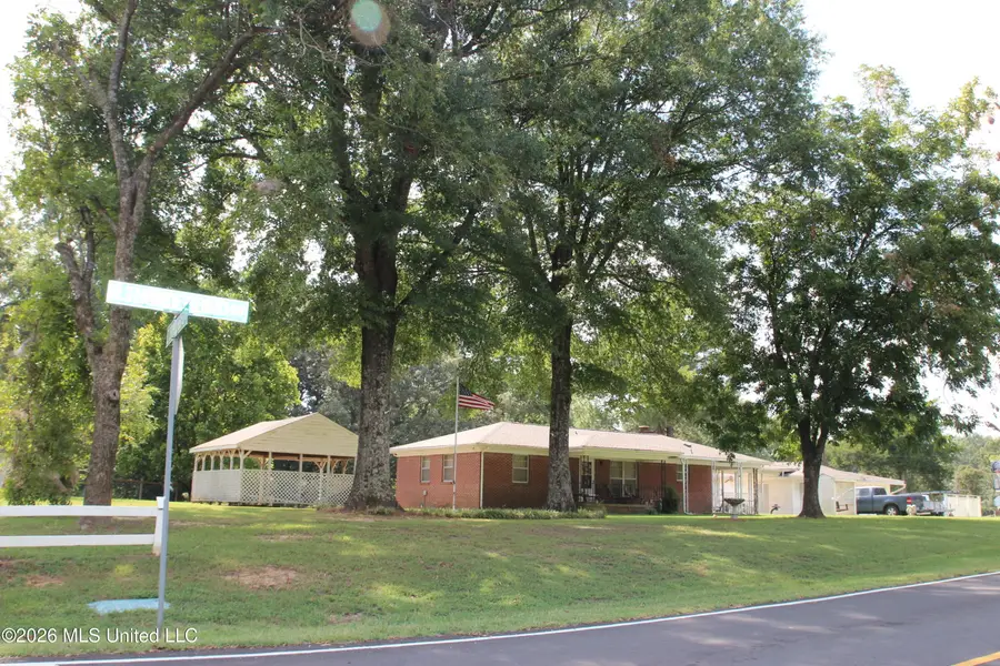 291 N Thunderbird Drive, Hernando, MS 38632 - #3