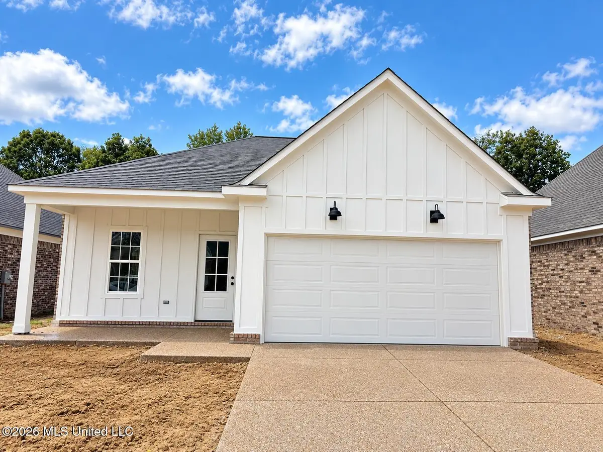 7215 Fairmont Pl Cove, Southaven, MS 38671 - #1