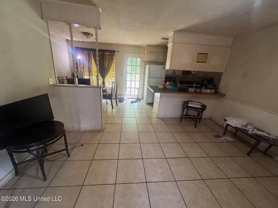 6414 Abraham Lincoln Drive, Jackson, MS 39213 - #2