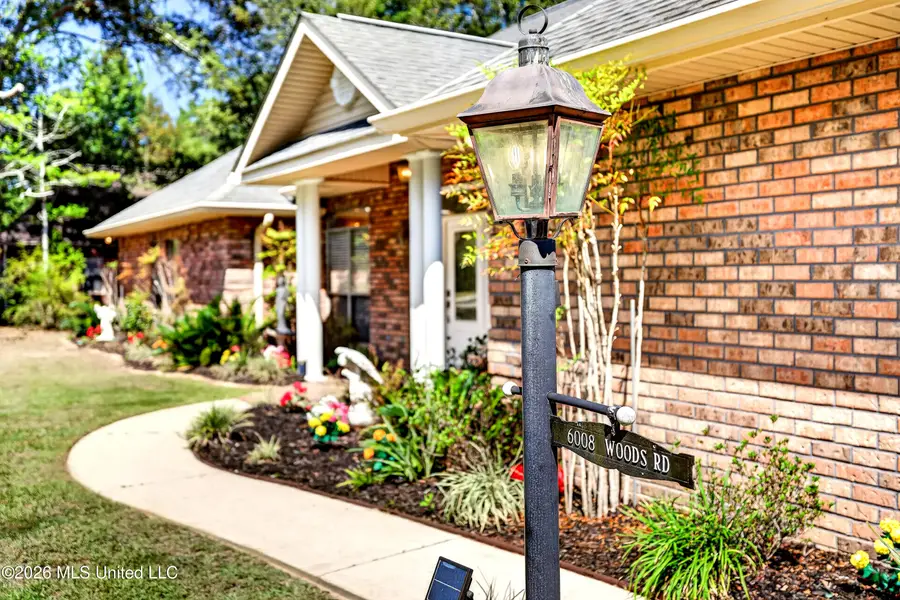 6008 Woods Road, Picayune, MS 39466 - #2
