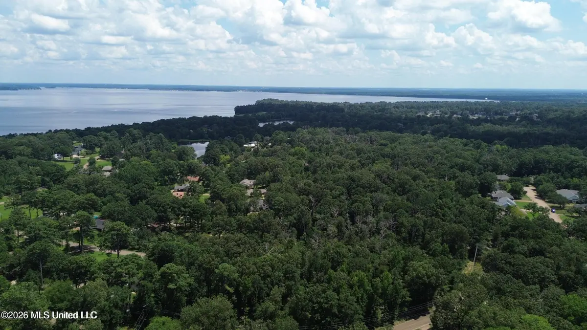 275 Kiowa Drive, Madison, MS 39110 - #1