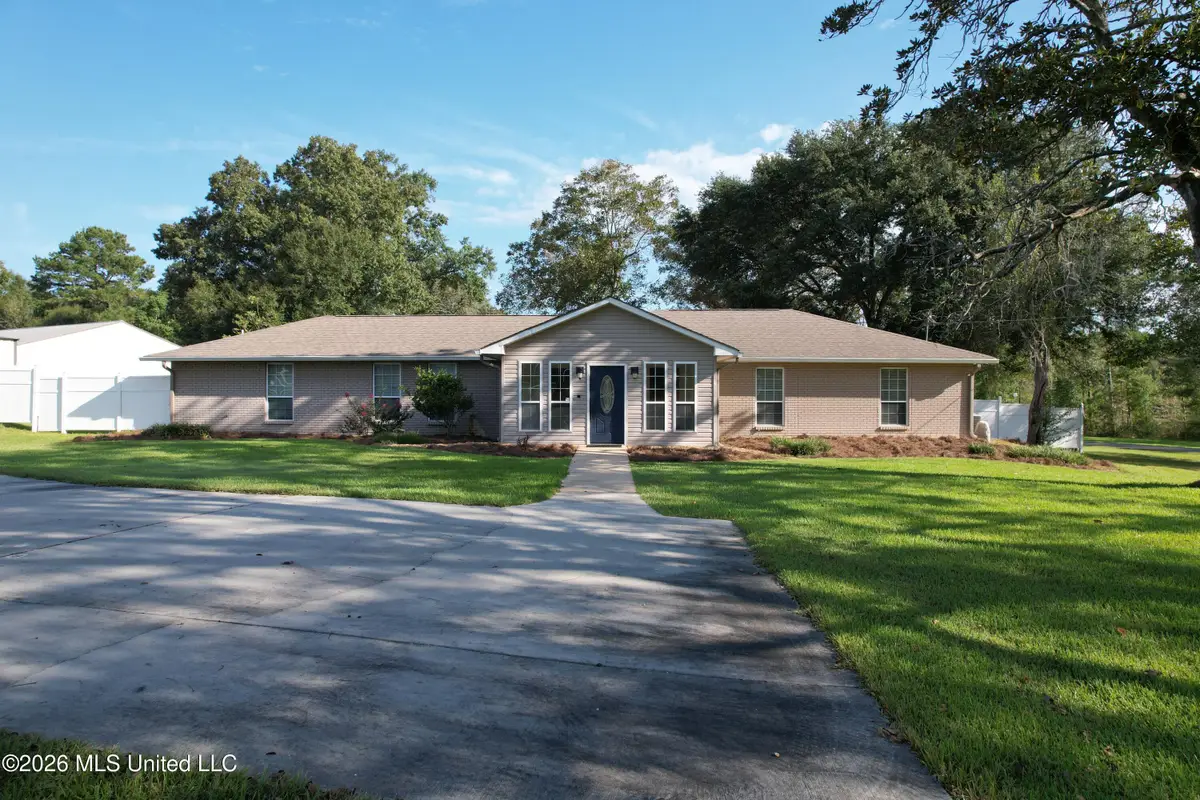 1113 Highway 98, McComb, MS 39648 - #1
