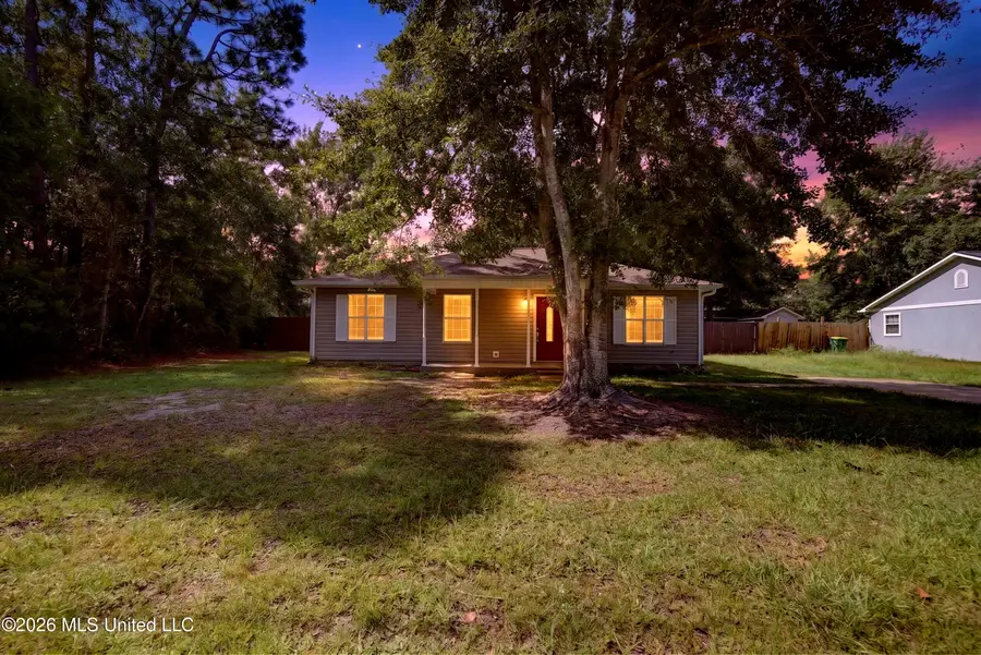 809 Peach, Ocean Springs, MS 39564 - #3