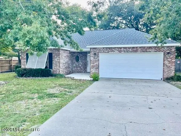 913 Park Row Avenue, Long Beach, MS 39560