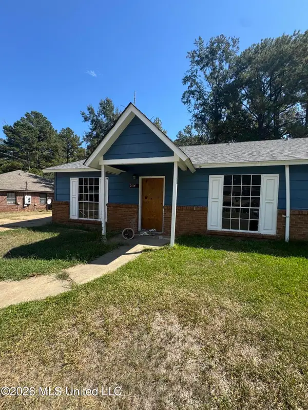 2114 Thousand Oaks Drive, Jackson, MS 39212