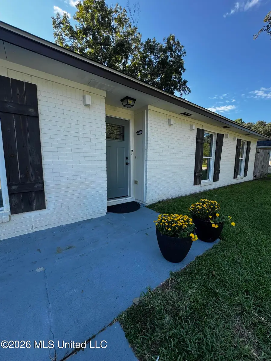 102 Shiloh Circle, Ocean Springs, MS 39564 - #2