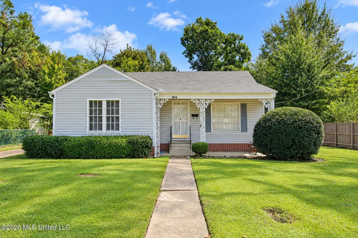 1316 Calhoun, Yazoo City, MS 39194 - #1