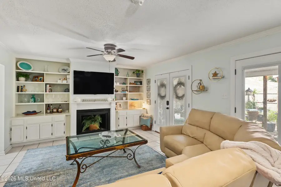 928 Courthouse Road, Gulfport, MS 39507 - #2