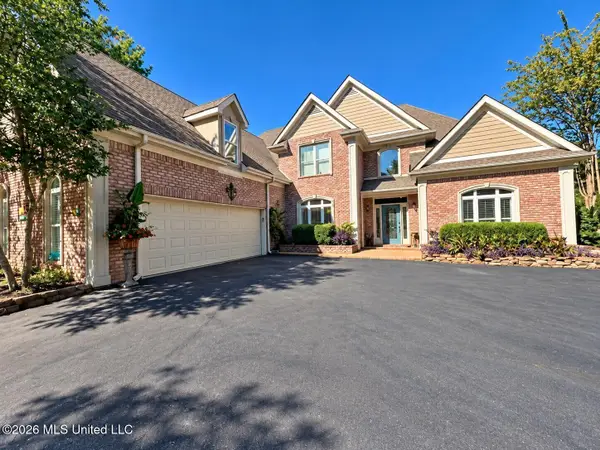 12520 Whispering Pines Drive, Olive Branch, MS 38654