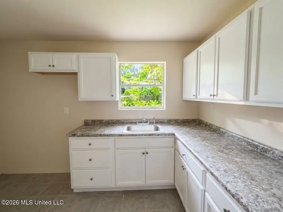 2716 Rutledge Avenue, Jackson, MS 39213 - #2