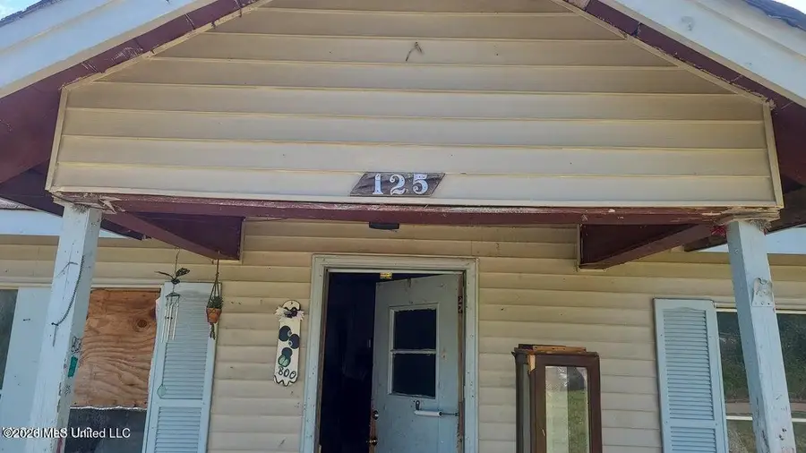125 N College Street, Pontotoc, MS 38863 - #3
