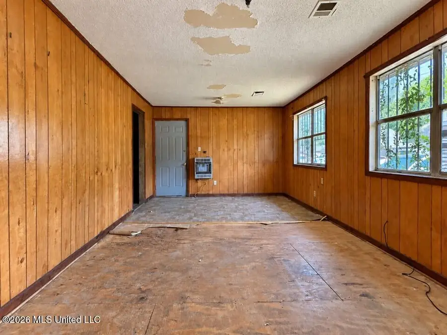 1114 Johnson Avenue, Cleveland, MS 38732 - #2