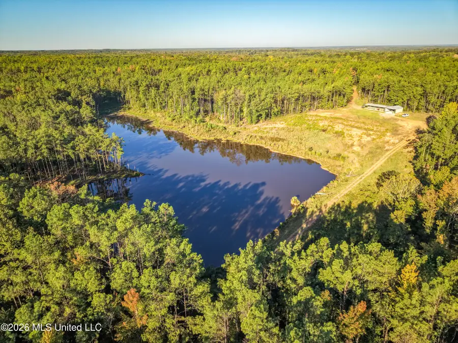 2000 Deer Creek Road, Batesville, MS 38606 - #2