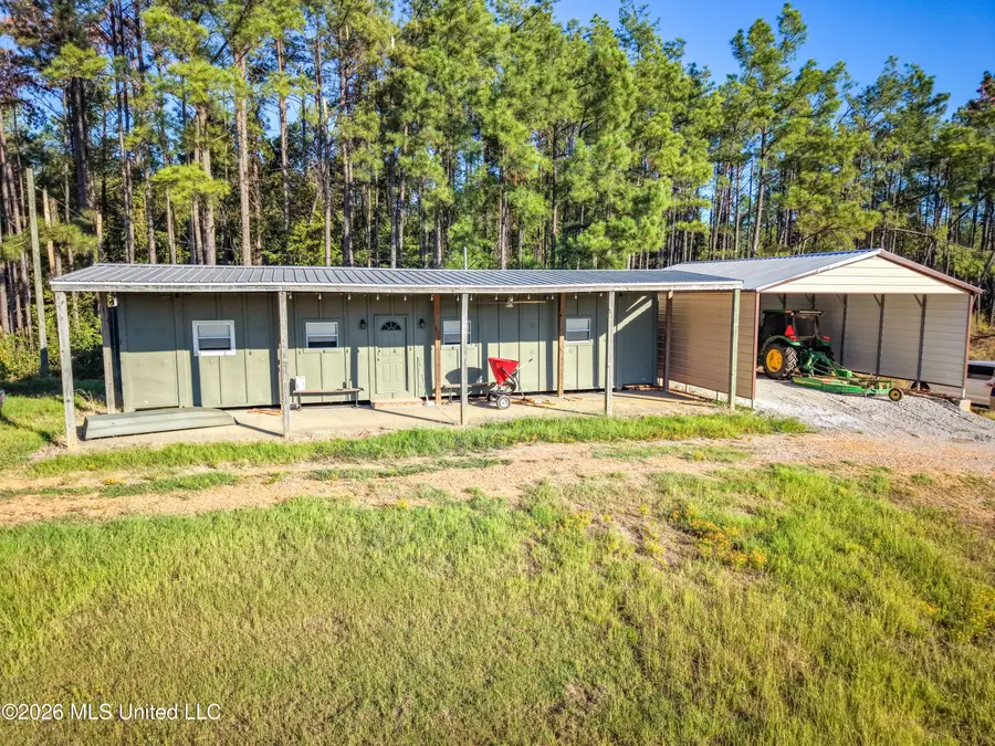 2000 Deer Creek Road, Batesville, MS 38606 - #3