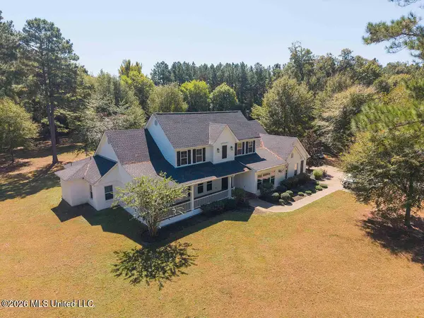 113 Blackberry Creek Road, Flora, MS 39071