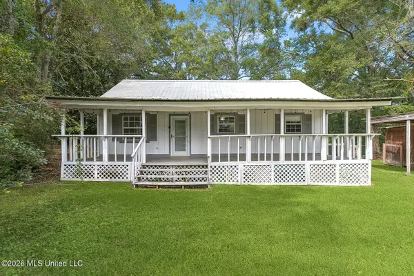 217 Hide A Way Lane, Carriere, MS 39426