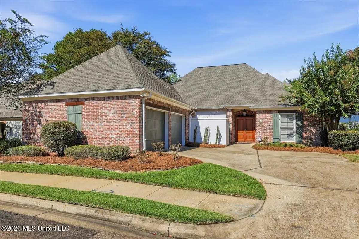 3 Waterford Place, Jackson, MS 39211 - #1