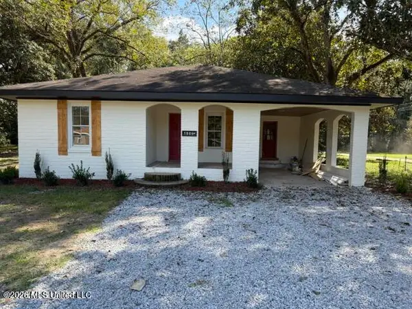 1906 E Canal Street, Picayune, MS 39466