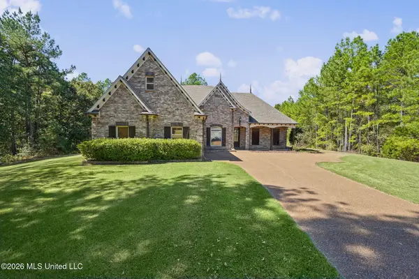 6 Miss Jan Drive, Byhalia, MS 38611