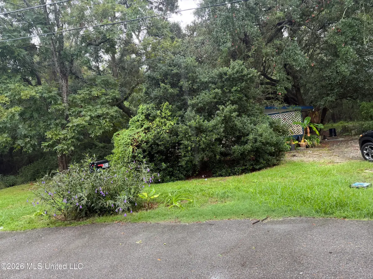 3521 Woodsview Drive, Diberville, MS 39540 - #1
