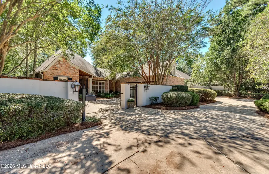 1353 E Northside Drive, Jackson, MS 39211 - #2