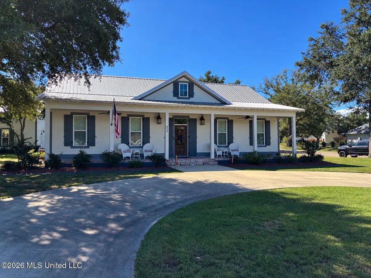 808 Old Spanish Trail, Bay Saint Louis, MS 39520 - #1