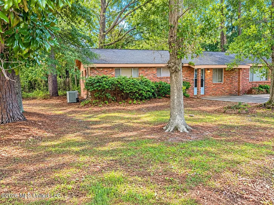 5825 Gregory Street, Moss Point, MS 39563 - #3