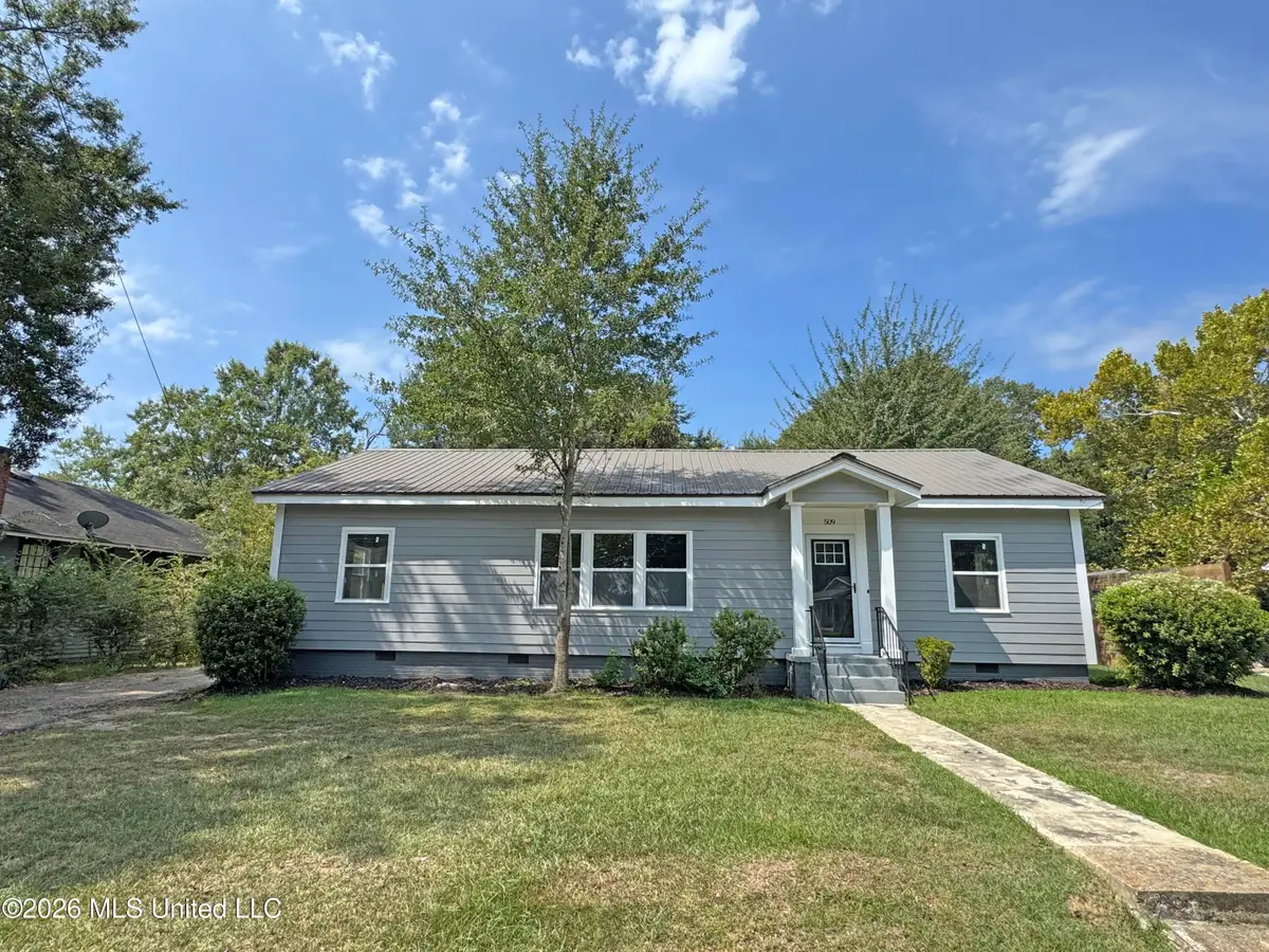 509 N Jackson Street, Brookhaven, MS 39601 - #1