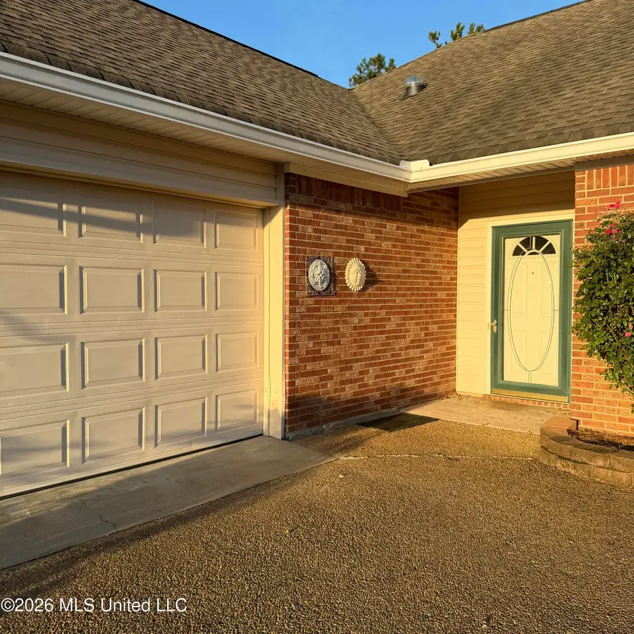 18 Old Bridge Cove, Byram, MS 39272 - #2
