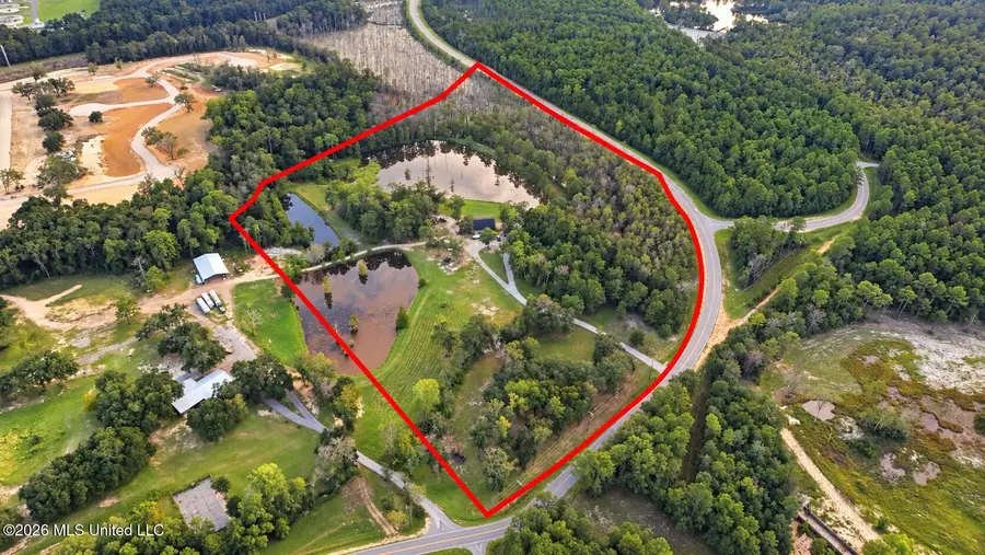 12448 Lorraine Road, Biloxi, MS 39532 - #3