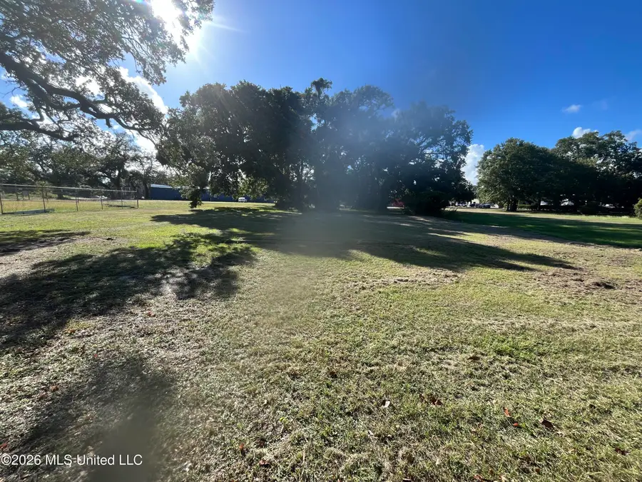207 Palmetto Lane, Gulfport, MS 39507 - #2
