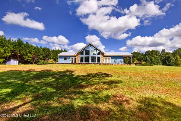 75 Three Oaks Road, Perkinston, MS 39573