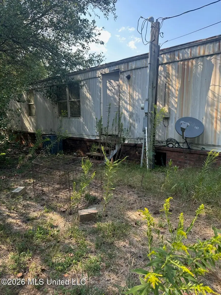 454 Young Road, Byhalia, MS 38611 - #3