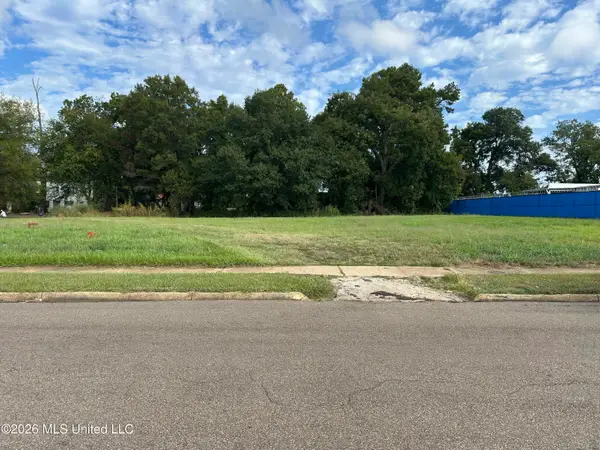 W Center Street, Canton, MS 39046