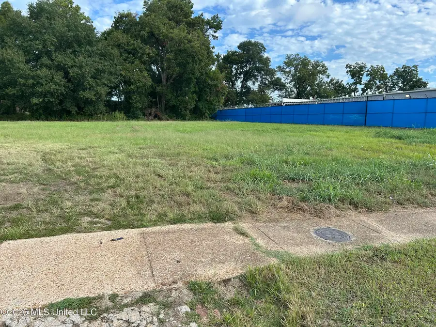 W Center Street, Canton, MS 39046 - #2