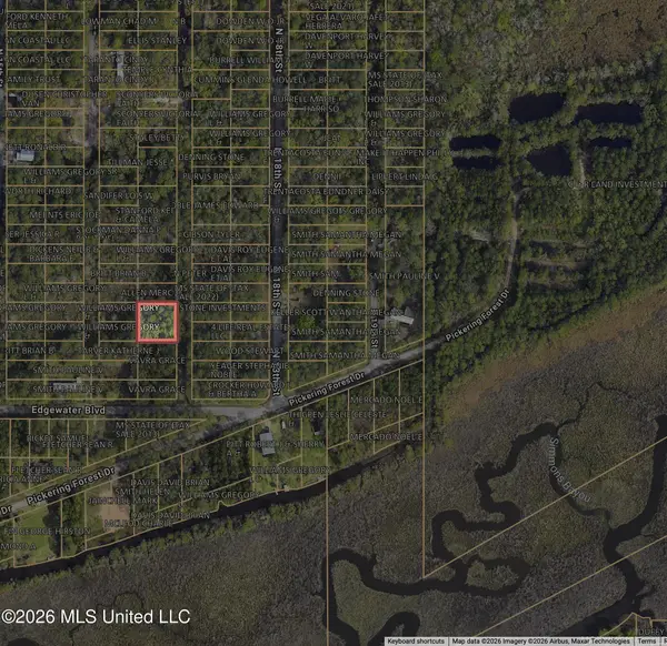 N 17th Street, Ocean Springs, MS 39564