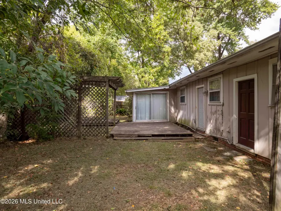 4521 Ridgewood Road, Jackson, MS 39211 - #3