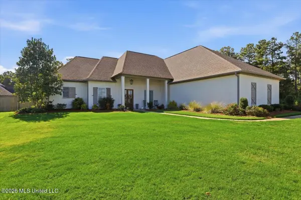 403 W Oak Circle, Madison, MS 39110