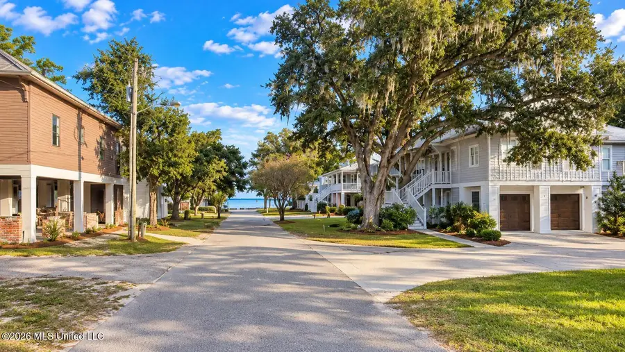 110 Beverly Drive, Bay Saint Louis, MS 39520 - #3