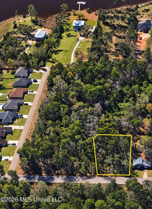 Brasher Road, Biloxi, MS 39532