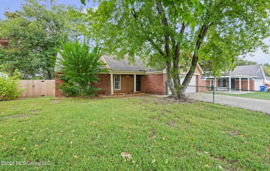 6515 Jamestown Avenue, Horn Lake, MS 38637 - #3