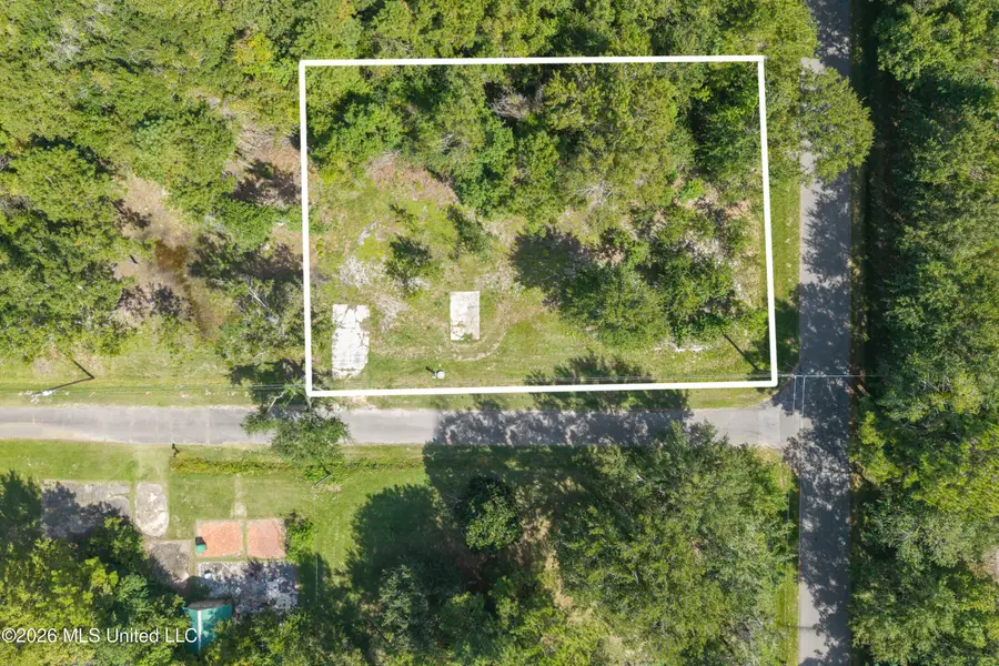 6190 N Railroad Avenue, Bay Saint Louis, MS 39520 - #3
