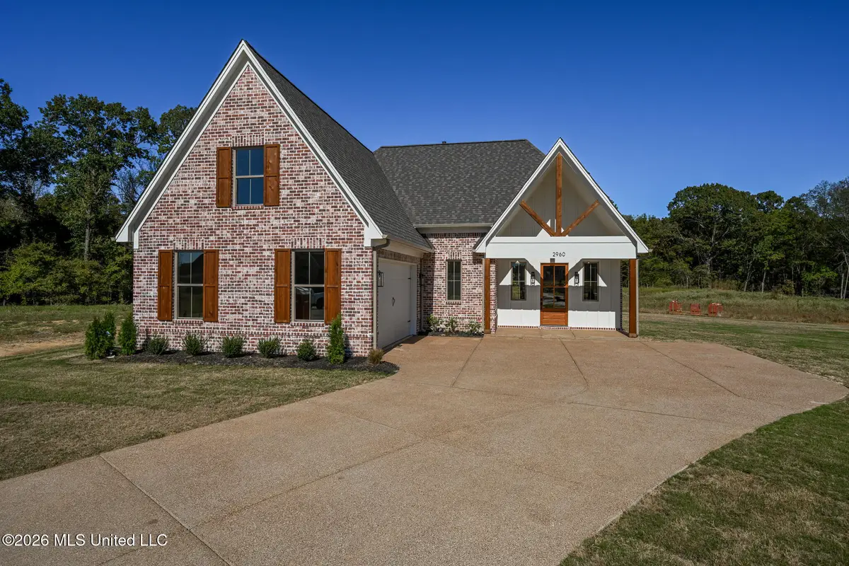 2960 Molly Cove, Nesbit, MS 38651 - #1